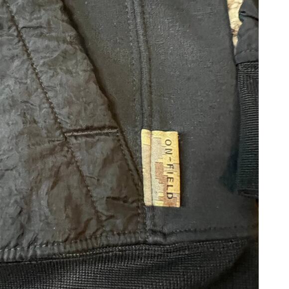 Youth Denver Bronco's Nike 2020 Salute to Service Performance Hoodie, Small - Picture 6 of 9